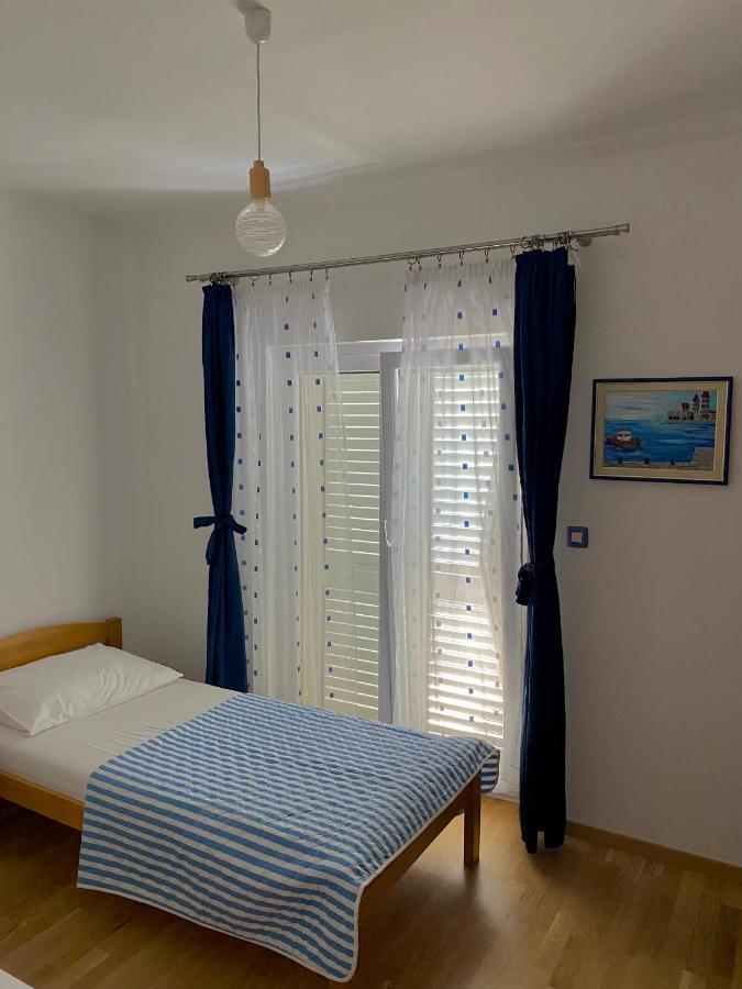 Apartman Nives Apartment Trogir Bagian luar foto