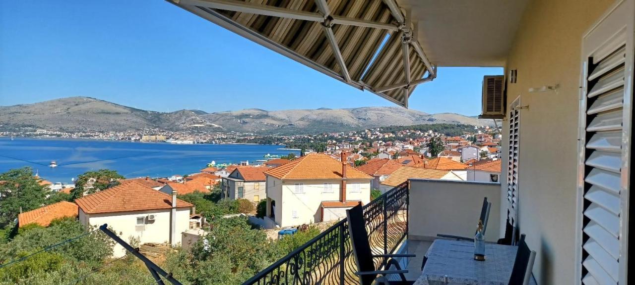 Apartman Nives Apartment Trogir Bagian luar foto