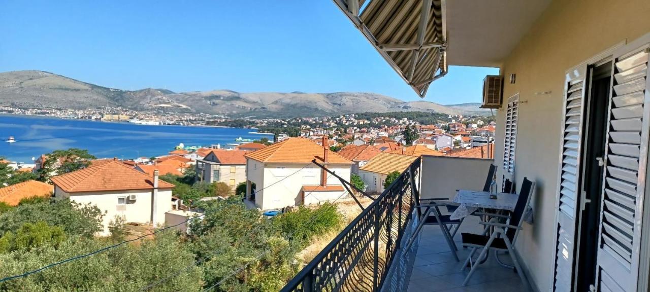 Apartman Nives Apartment Trogir Bagian luar foto